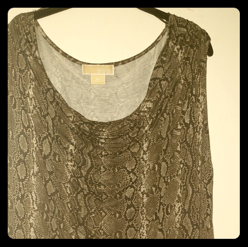 MK top